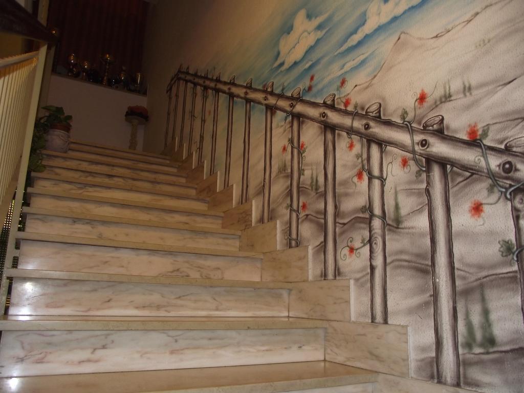 Hotel Ausonia Monte Porzio Экстерьер фото