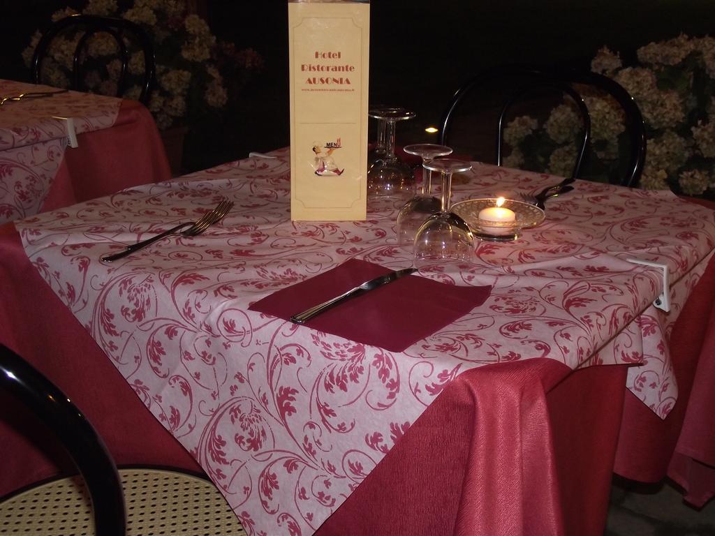 Hotel Ausonia Monte Porzio Экстерьер фото